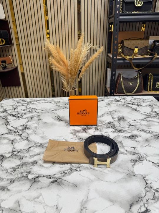 Hermes PREMIUM BELT WITH OG BOX DUST BAG KHAKI H48
