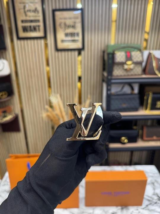Louis Vuitton Belt Combo With Box And Dust Bag Including Carry Bag - Image 8