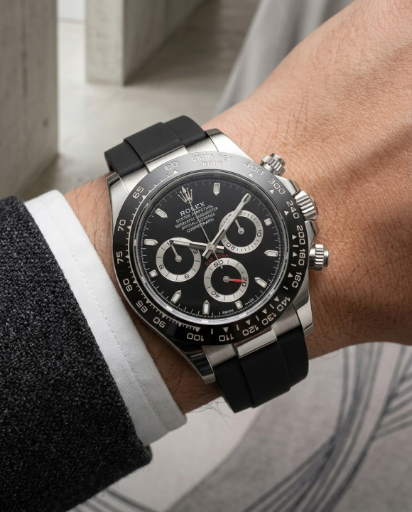 Rolex Oyster Perpetual Daytona Watch Price in India - Buy at Bootery - Image 1