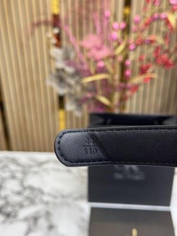 Calvin Klein Premium Quality Belt Crystal Coded Buckle With Box And Dust Bag Including Carry Bag - Image 2