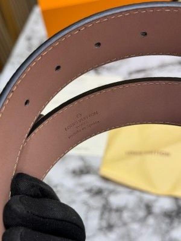 Louis Vuitton BELT COMBO PREMIUM QUALITY WITH OG BOX WITH CARRY BAG - Image 9