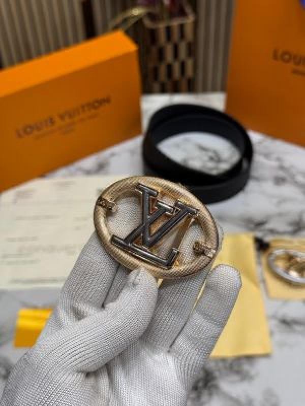 Louis Vuitton BELT COMBO PREMIUM QUALITY WITH OG BOX AND CARRY BAG - Image 10
