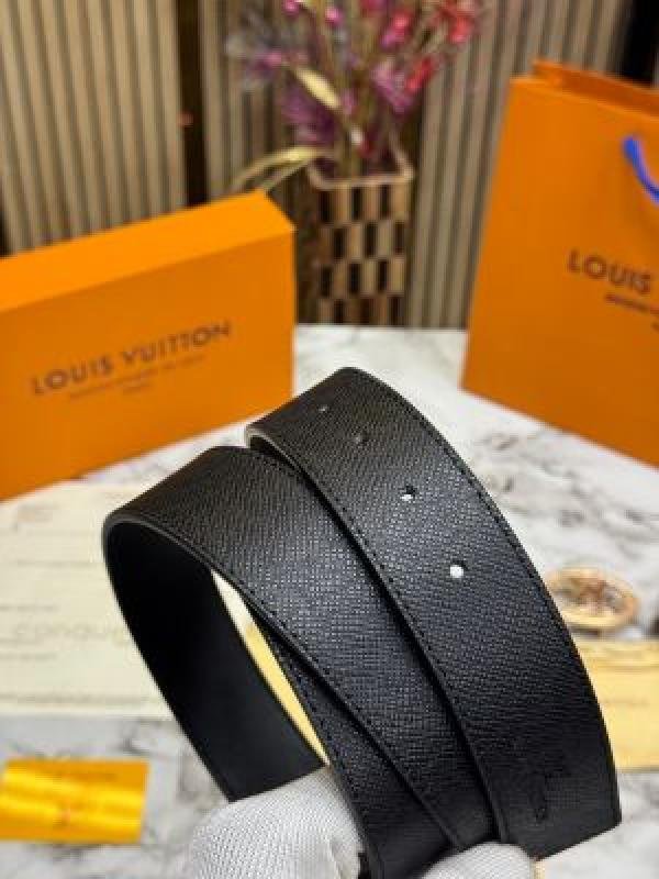 Louis Vuitton BELT COMBO PREMIUM QUALITY WITH OG BOX AND CARRY BAG - Image 9
