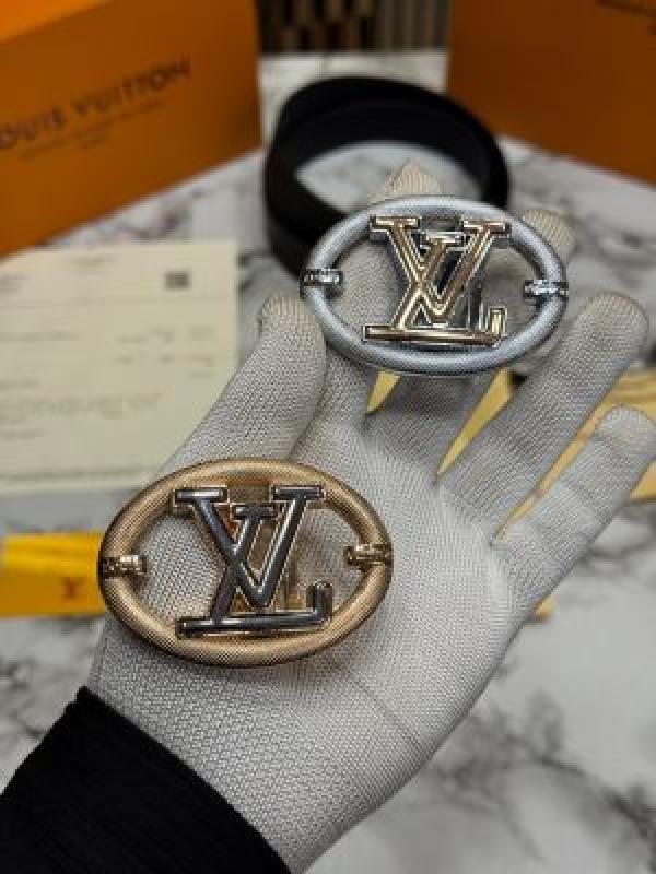 Louis Vuitton BELT COMBO PREMIUM QUALITY WITH OG BOX AND CARRY BAG - Image 5