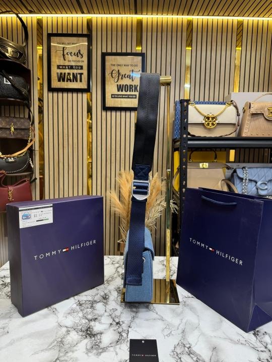 Tommy Hilfiger Compact Flap Shoulder Bag With Box And Including Carry Bag Price in India - Buy at Bootery - Image 4