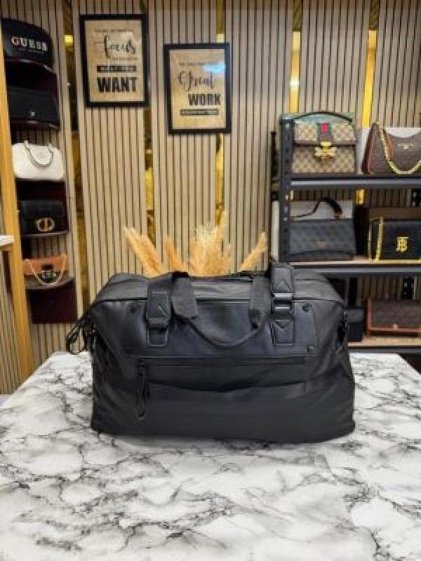 Buy Calvin Klein Premium Quality Travel Duffle Bag Online in India - Style 1 - Bootery - Image 7