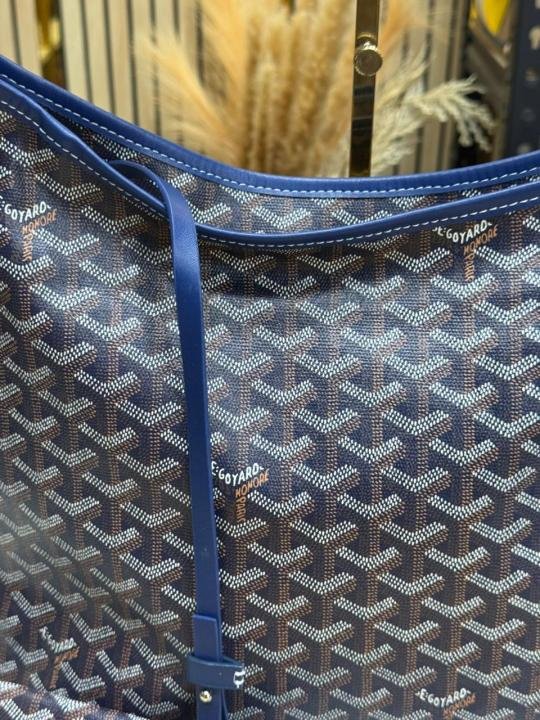 Goyard Bomene PM Hobo Bag With Dust Bag Price in India - Style 4 - Buy at Bootery - Image 4