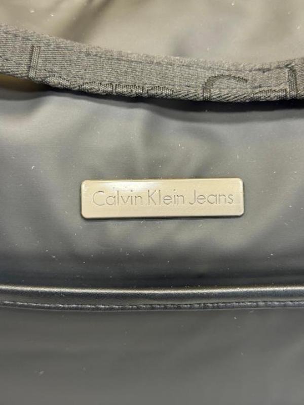 Calvin Klein Black Travel Duffle Bag With Front Zip Pocket & Logo Detail - Image 5