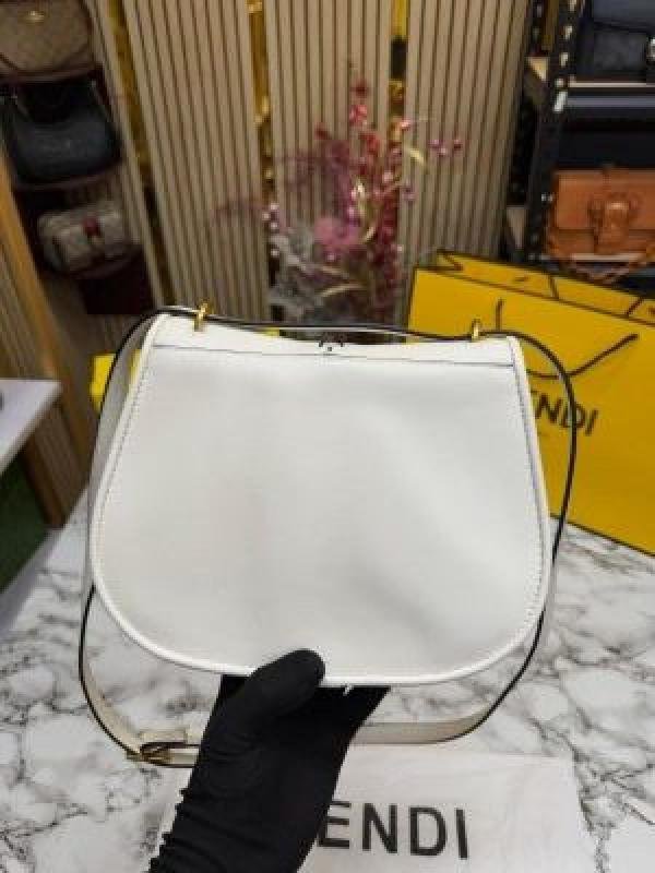 Fendi Comon FF Logo Plaque Handbag With OG Box And Dust Bag Including Carry Bag Premium Quality Price in India - Style 1 - Buy at Bootery - Image 5