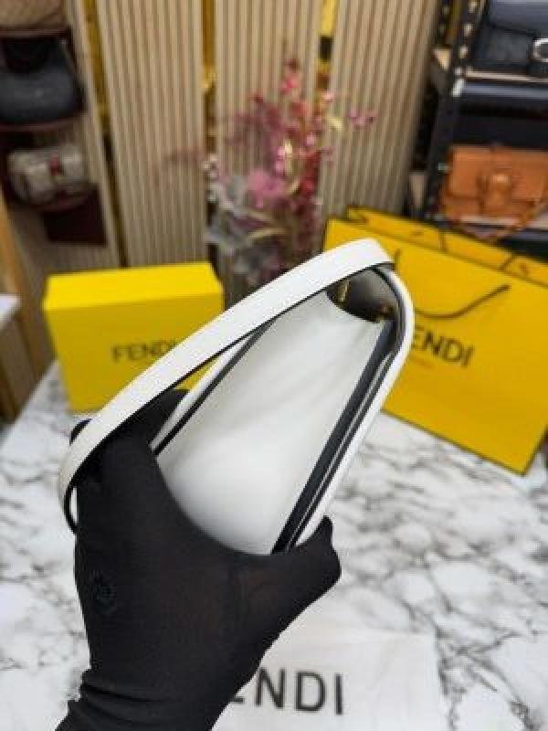 Fendi Comon FF Logo Plaque Handbag With OG Box And Dust Bag Including Carry Bag Premium Quality Price in India - Style 1 - Buy at Bootery - Image 4