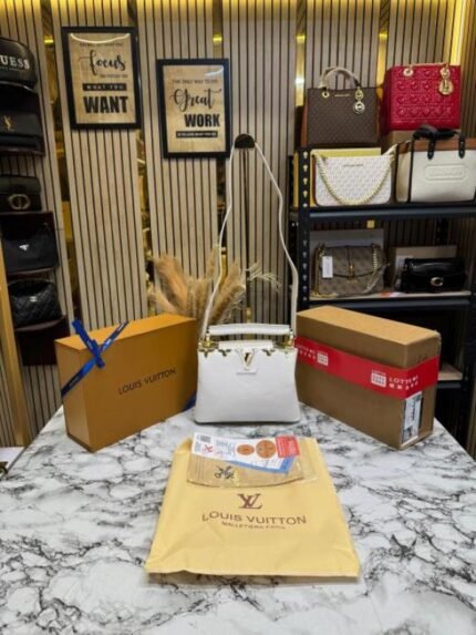 Louis Vuitton Capucines Taurillon Handbag With Double Og Box And Dust Bag - Best Price Online - Bootery