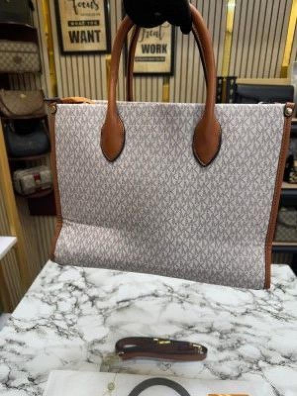 Buy Michael Kors Mirella Tote Bag With Dust Bag Including Card Online in India - Bootery - Image 7