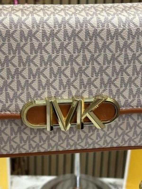 Michael Kors MK Parker Leather Shoulder Bag With OG Box And Dust Bag With Shoulder Strap With Carry Bag - Best Price Online - Style 2 - Bootery - Image 4