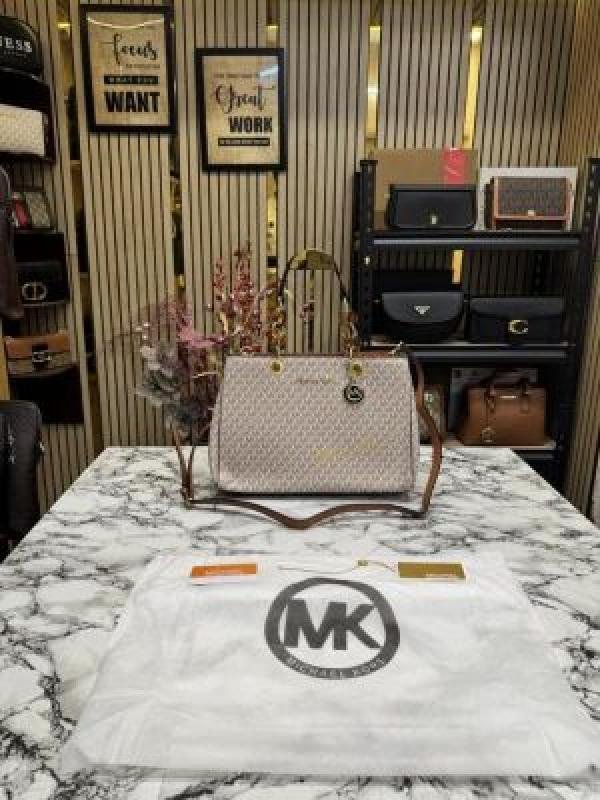 Buy Michael Kors Cynthia Signature Satchel Bag With Dust Bag Online in India - Style 3 - Bootery - Image 3