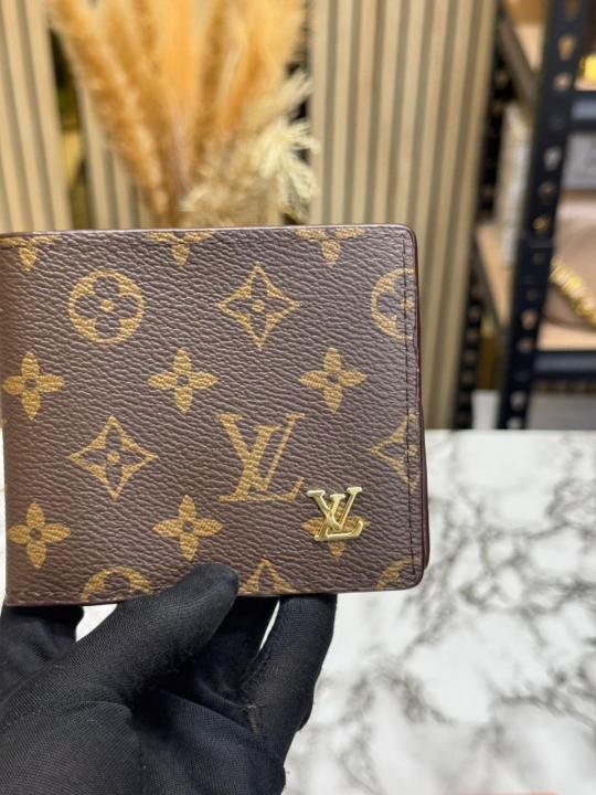 Buy Louis Vuitton Lv Logo Brown Monogram Wallet With Box Online in India - Bootery - Image 5