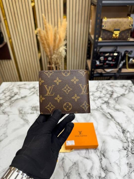 Buy Louis Vuitton Monogram Wallet With Box Online in India - Bootery - Image 5