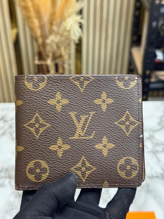 Buy Louis Vuitton Monogram Wallet With Box Online in India - Bootery - Image 4