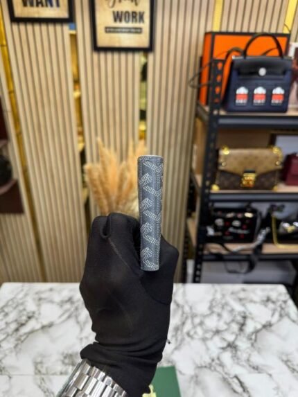 Goyard Signature Chevron Compact Wallet With Box And Dust Bag - Best Price Online - Style 2 - Bootery - Image 2