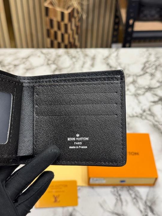 Louis Vuitton Damier Graphite Bi-fold Wallet With Box And Dust Bag Including Card Price in India - Buy at Bootery - Image 3