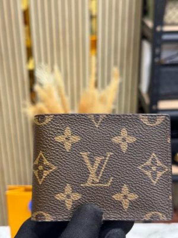 Louis Vuitton Brown Wallet Combo With OG Box & Carry Bag Price in India - Buy at Bootery - Image 15