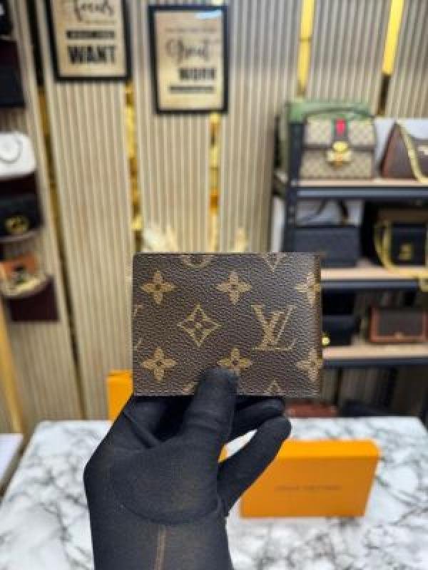 Louis Vuitton Brown Wallet Combo With OG Box & Carry Bag Price in India - Buy at Bootery - Image 7