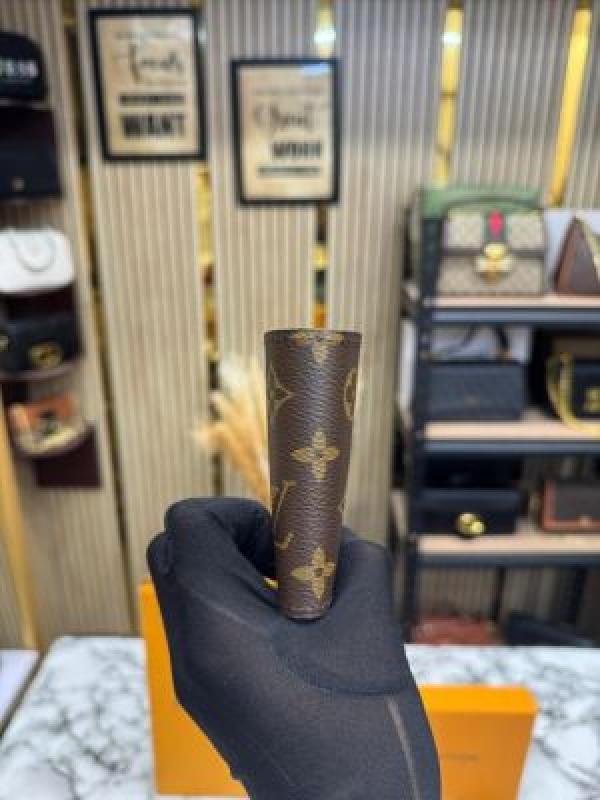 Louis Vuitton Brown Wallet Combo With OG Box & Carry Bag Price in India - Buy at Bootery - Image 2