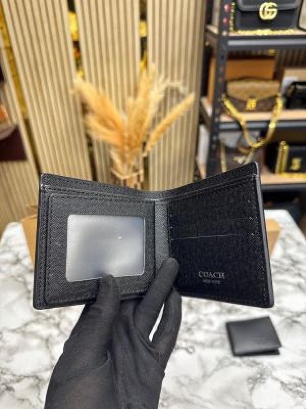 Coach Monogram Signature Wallet Combo With Keychain Includes Box Dust Bag And Carry Bag - Image 11