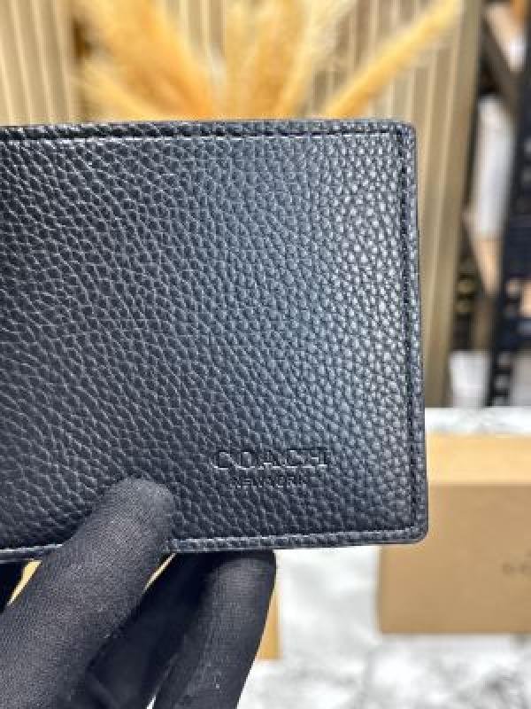 Coach Monogram Signature Wallet Combo With Keychain Includes Box Dust Bag And Carry Bag - Image 4