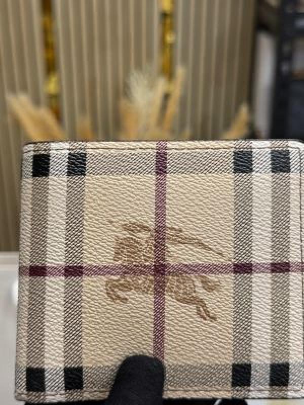 Buy Burberry Wallet Belt Combo With Box And Dust Bag Online in India - Style 2 - Bootery - Image 12