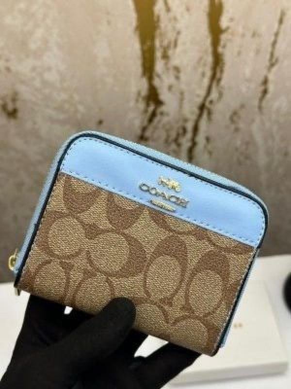 Coach Premium Chain Wallet 60013 - Best Price Online - Bootery - Image 4