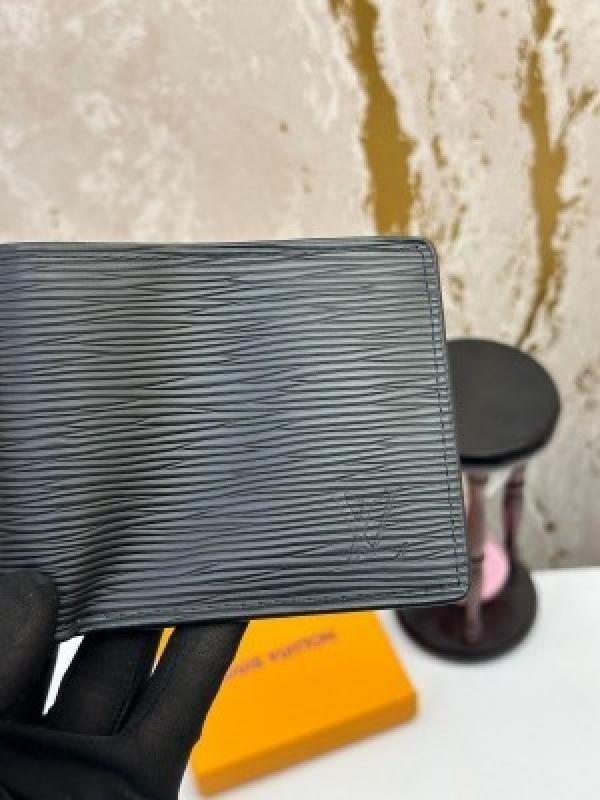 Louis Vuitton PREMIUM WALLET WITH OG BOX MODEL NO - 31 - Image 6