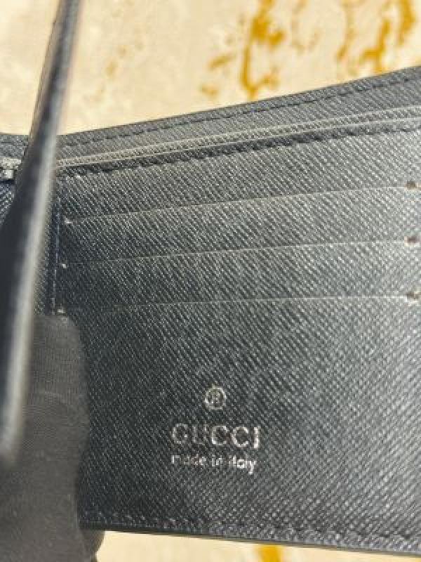 Gucci GG Embossed Monogram Premium Quality Belt & Wallet Combo With OG Box Dust Bag Carry Bag G64-3 Price in India - Buy at Bootery - Image 4
