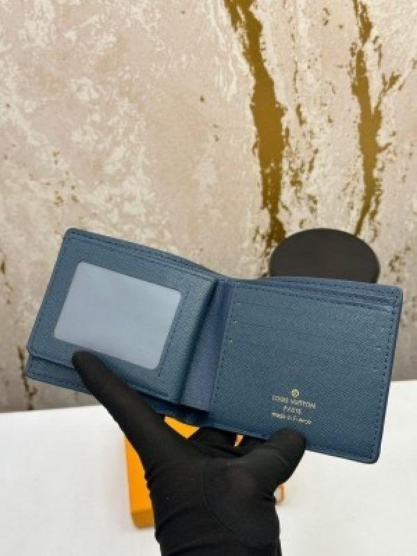 Louis Vuitton LOUIS VUTTION BLACK PREMIUM WALLET WITH OG BOX MO NO - 41 - Image 4
