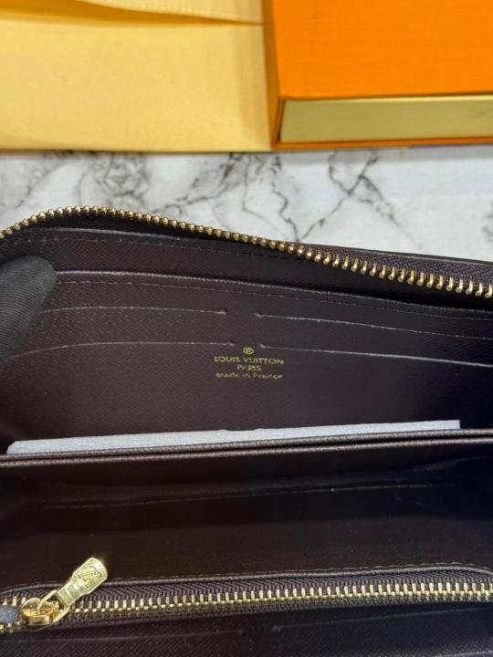 Louis Vuitton Damier Canvas Zip Around Wallet With Box - Best Price Online - Bootery - Image 3