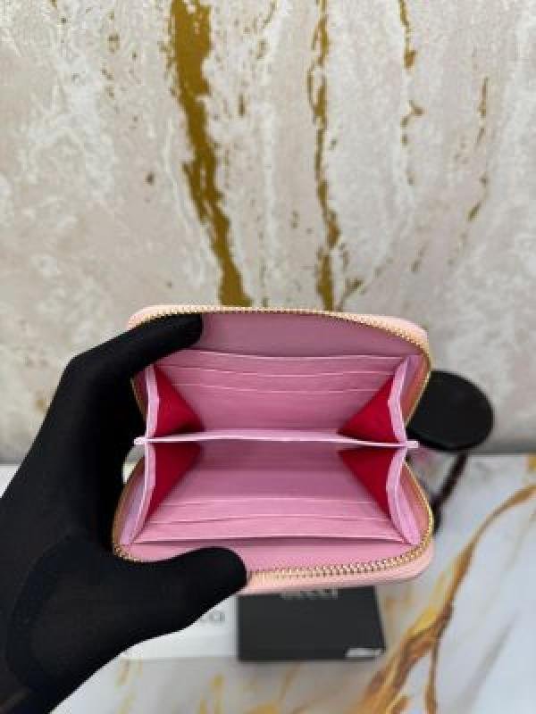 Buy Gucci GG Soho Premium Zipper Wallet With Box And Dust Bag Online in India - Bootery - Image 7