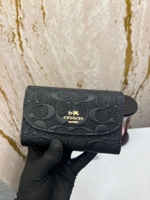Buy Boss Coach Three Fold Embossed Wallet With Box Online in India - Bootery - Image 4