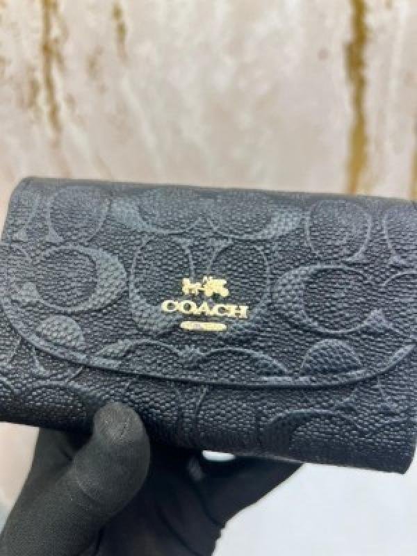 Buy Boss Coach Three Fold Embossed Wallet With Box Online in India - Bootery - Image 3