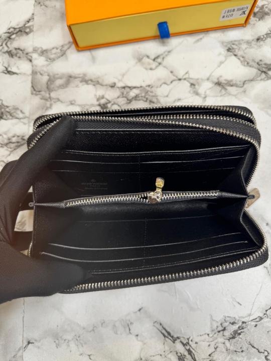 Louis Vuitton Premium Dual Zipper Wallet With Box Price in India - Style 4 - Buy at Bootery - Image 3
