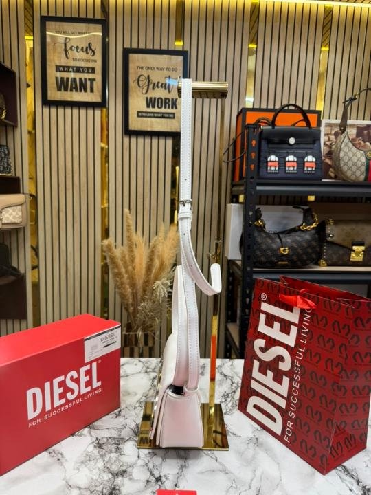 Diesel 1dr Shoulder Bag Premium Quality With Box And Dust Bag Including Carry Bag - Best Price Online - Bootery - Image 7