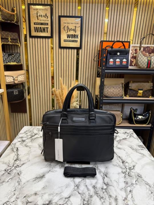 Calvin Klein Jeans Urban Commute Laptop Briefcase With Strap