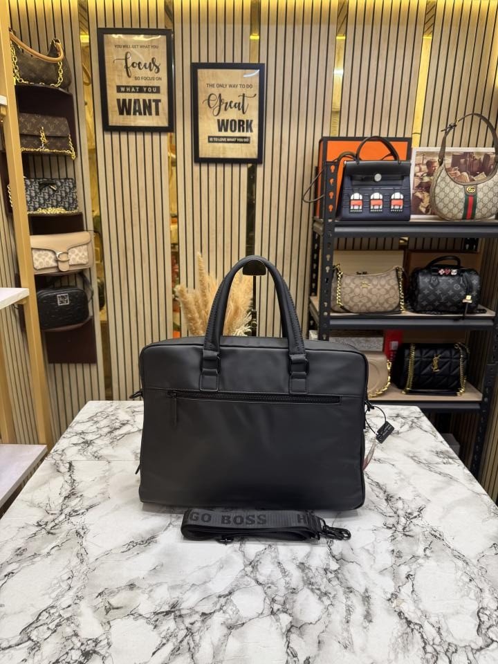 Boss Hugo Bos S Laptop Bag With Sling Tag Dust Bag Premium Quality Product Price in India - Buy at Bootery - Image 5