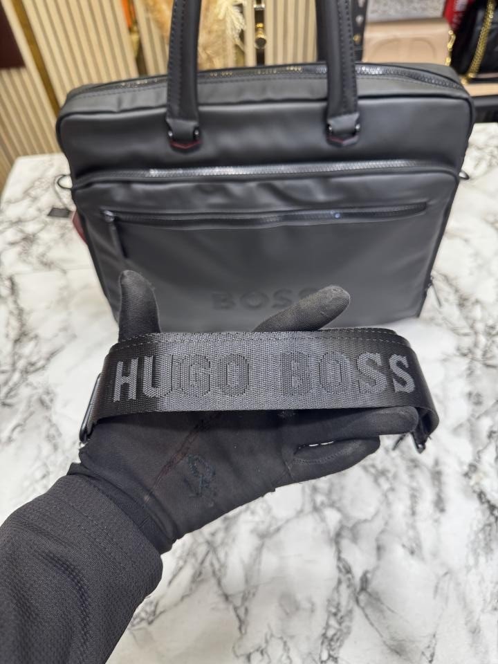 Boss Hugo Bos S Laptop Bag With Sling Tag Dust Bag Premium Quality Product Price in India - Buy at Bootery - Image 4
